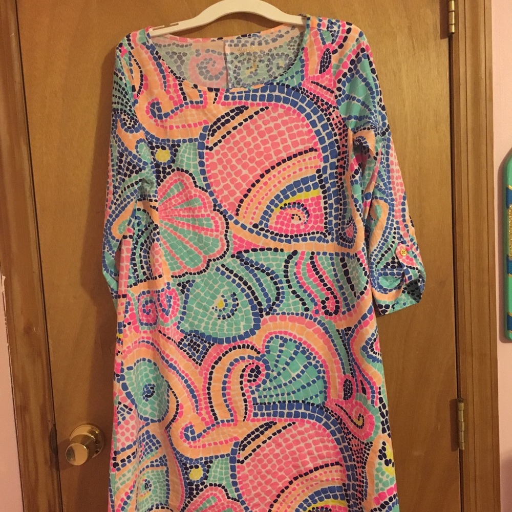 Illy dress size large